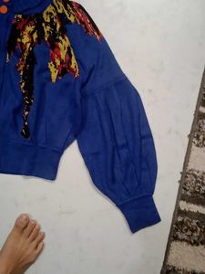 Blue crop sweather brand new heavy b