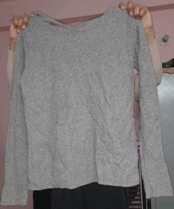Woolen Light Weighted Sweater For Winters