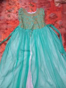 Ethnic Gown 😇