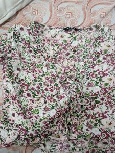 Floral Top - Elegant &amp; Stylish