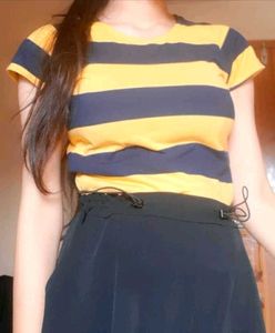 Women's Round Neck Striped T-shirt