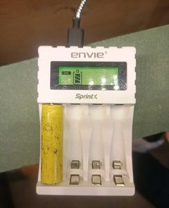 ENVIE Infinite 9V 800 maH Li-ion Rechargeable