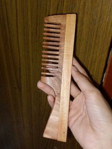 Free comb and Pee Safe Reusable Menstrual Cup