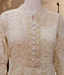 BEAUTIFUL BEIGE LACE DRESS