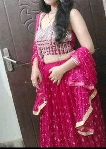 🔥 Karvachauth Offer Hot Pink Mirror Work Lahenga