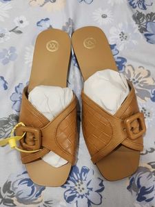 Tan Buckle Slides
