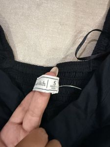 Branded Top Looks Classy