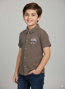 multicolour boys tshirt age 5-6 years