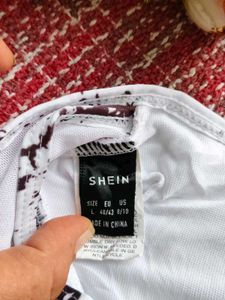 SHEIN CROP TOP