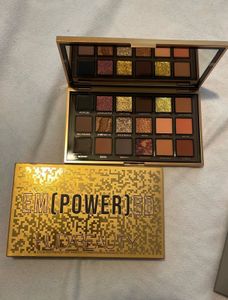HUDA beauty Palette