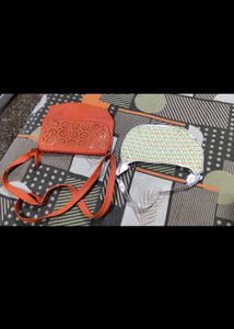 winter shrug and 2 bags free