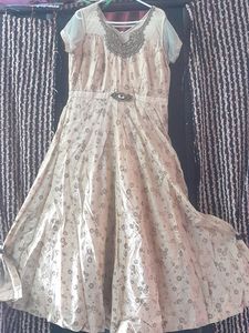 Very Beautiful Gown, Wore 2- 4 Times, Xl H Iska Si