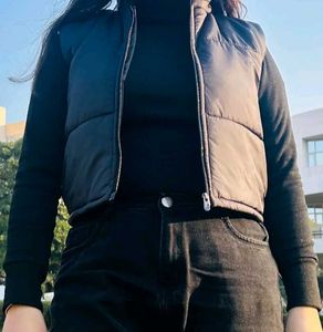 Cropped Sleeveless Parka Jacket