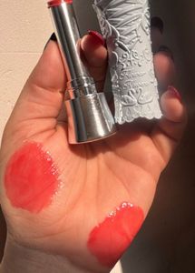 flower knows lipstick