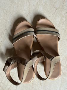 Bata Sandal