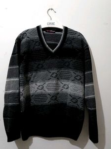 Vintage Patterned V-Neck Sweater