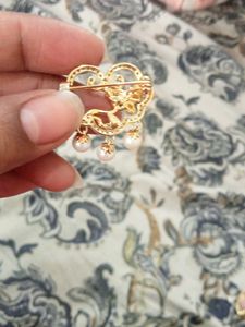 Beautiful Cz Stone Brooch Imported