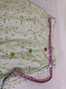 Floral Button-Front Skirt Waist 28-30