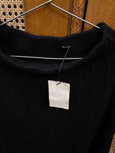 Elegant Black Knit Skirt with sweater