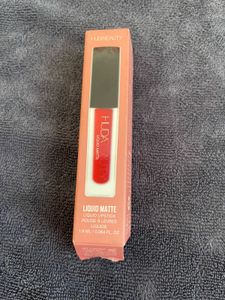 Huda Beauty Liquid Matte Lipstick
