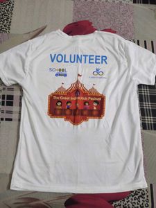 Plain Simple White T-shirt Tee