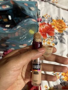 Instant Age Rewind Concealer