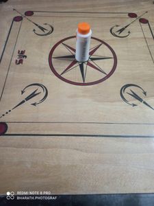 Carom Board With Free Powder