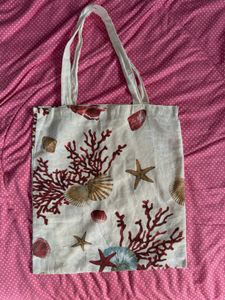 Seashell Print Tote Bag