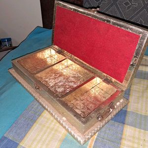 Vintage Jewellery Box