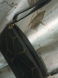 Women Regular Size Sling Bag