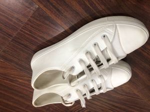 White Casual Shoes UK7