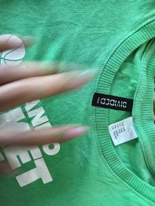 Green Graphic Print Tee