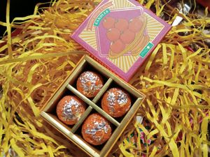 Motichoor Laddoo Candle