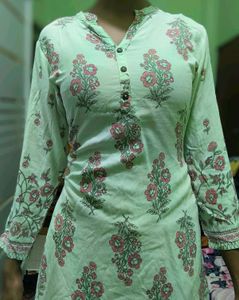 Beautiful Floral Kurti For Women