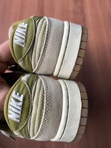 Nike Dunk Sneakers 👟 Barely Used