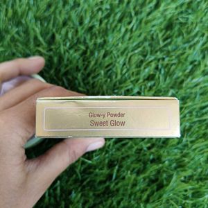 Pixi Hello Kitty hellow glow y-powder