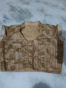 Black and Gold Patterned Saree