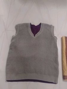 sleeveless swetter,shall,used,good condition,