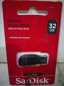 SanDisk 32GB 💾 Cruzer Blade USB 2.0 ✨