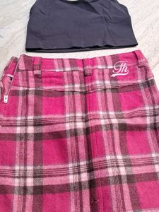 stylish  top n Tommy  Hilfiger platted  skirt