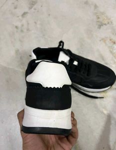 WESTSIDE LUNA BLU WOMEN BLACK QUILTED SNEAKERS -37