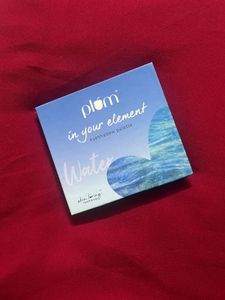 Plum Water Eyeshadow Palette