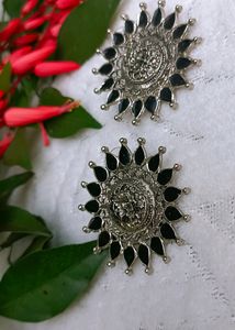 Oxidised Signature Stud