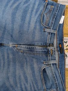 Levi&#39;s Jeans | 32