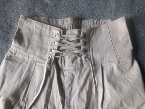 Fashionable High Waist Laced Up Pant💛