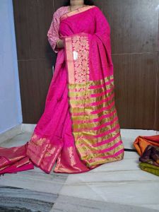 Pink &amp; Gold Silk Blend Saree