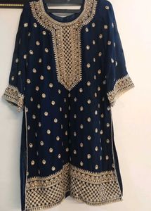 Navy Blue &amp; Gold Embellished Indian Outfit