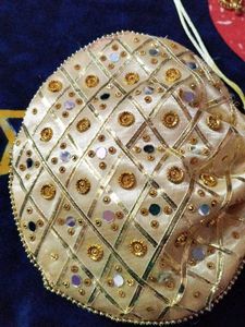 Women Potlis bags(#Golden)