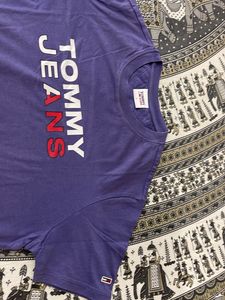 TOMMY HILFIGER authentic tshirt unused