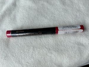 Faces Canada New Lip Crayon  DASH OF PINK